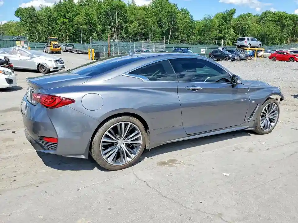 JN1EV7ELXJM390198 2018 INFINITI Q60-2