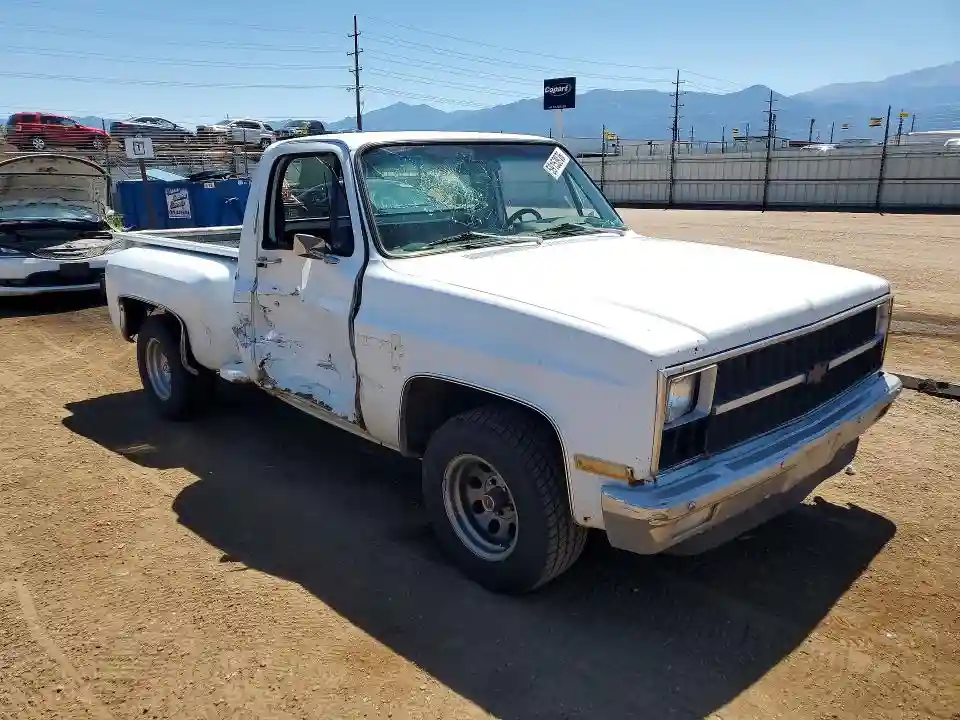 2GCCC14H8C1176684 1982 CHEVROLET C/K1500-3