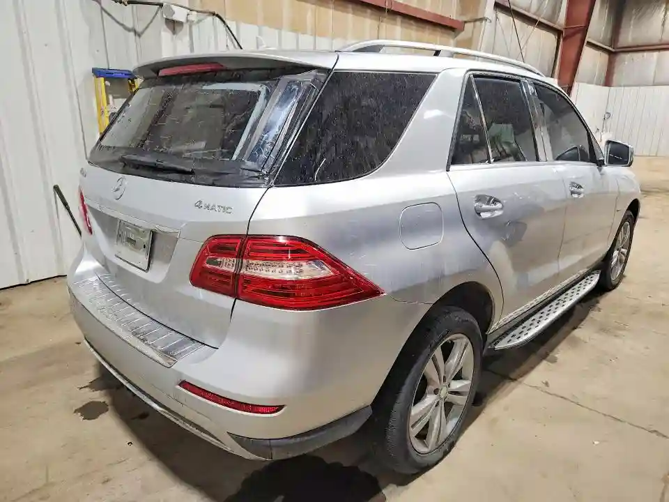 4JGDA5HBXCA055048 2012 MERCEDES-BENZ M-CLASS-2