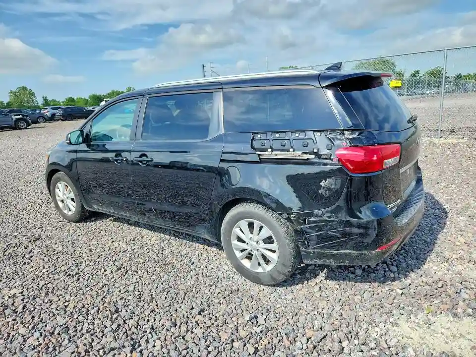KNDMB5C16J6367898 2018 KIA SEDONA-1