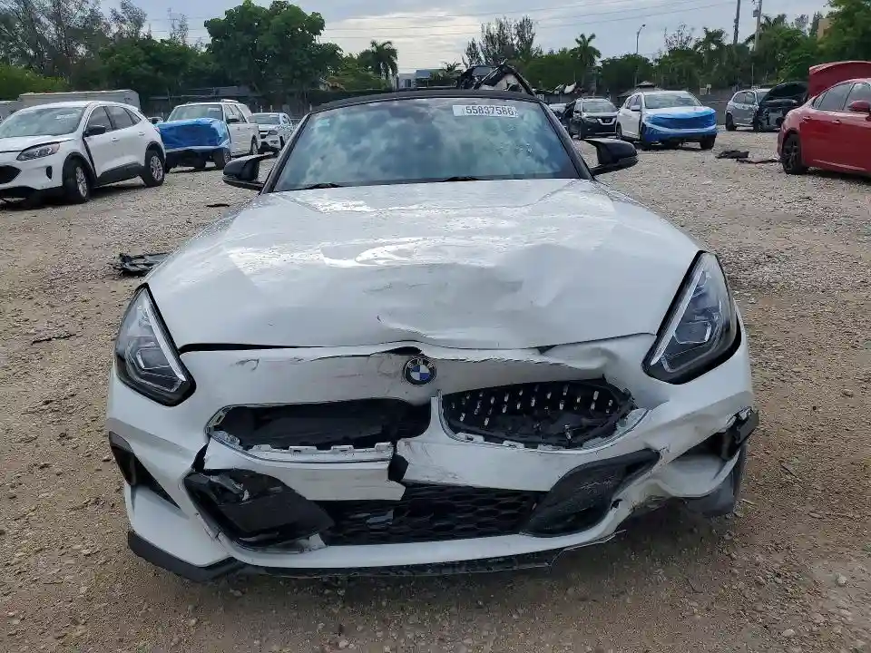 WBAHF9C08MWX37304 2021 BMW Z4-4