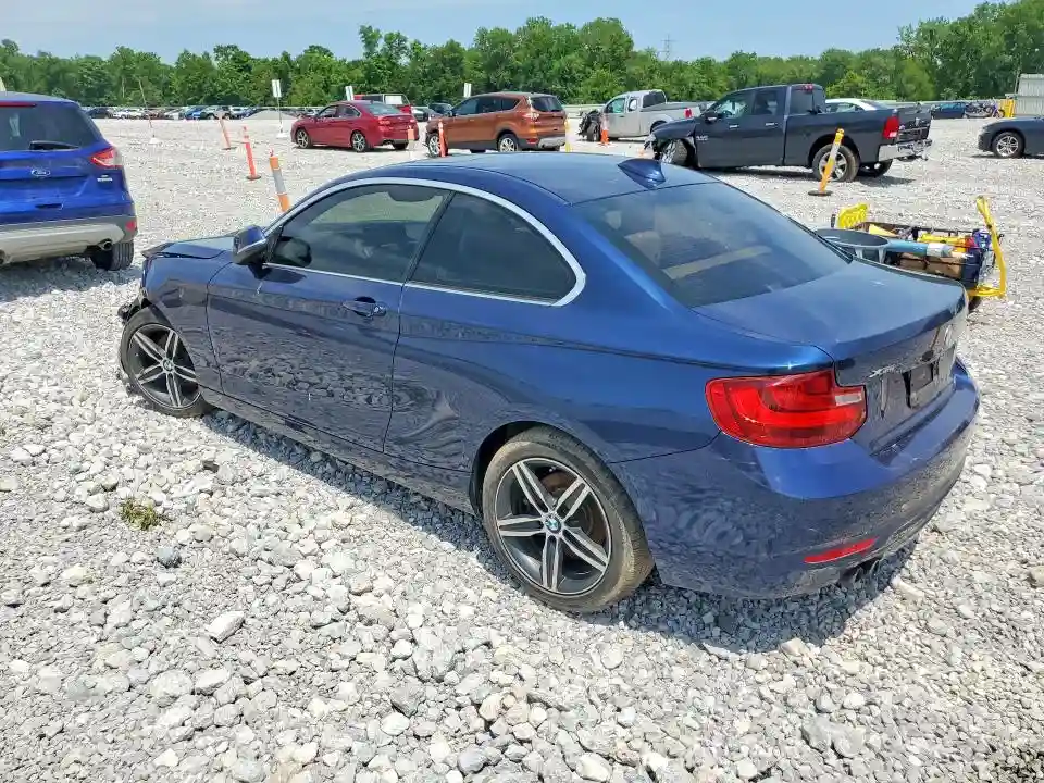 WBA2H9C31HV986887 2017 BMW 2 SERIES-1