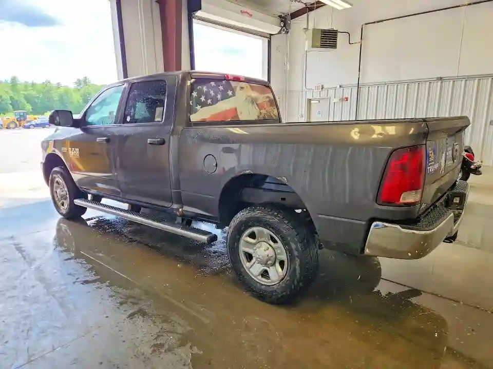3C6UR5CJ0JG188208 2018 RAM 2500-1