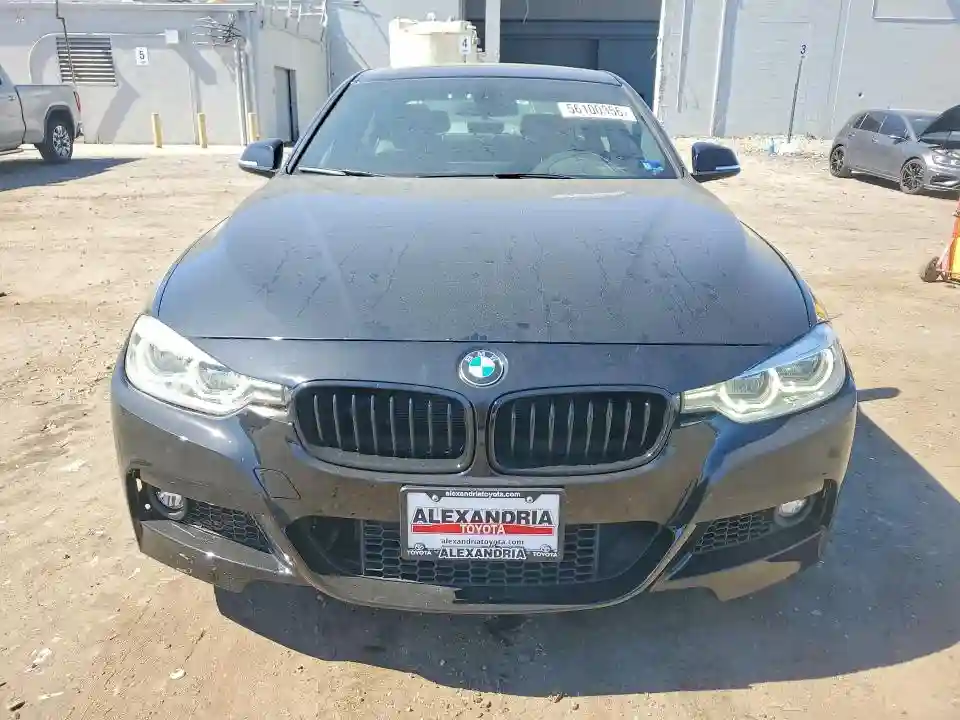 WBA8D9G5XJNU66985 2018 BMW 3 SERIES-4