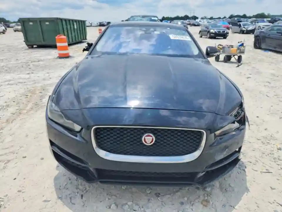 SAJAD4FX0JCP28438 2018 JAGUAR XE-4