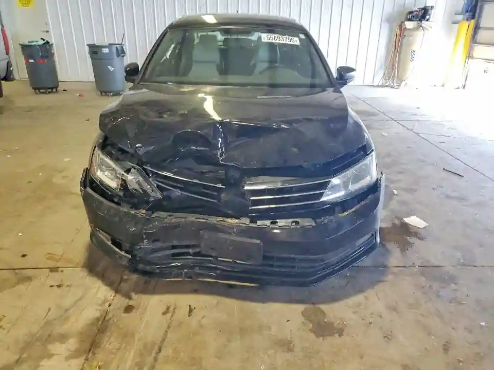 3VWB17AJ0FM341049 2015 VOLKSWAGEN JETTA-4
