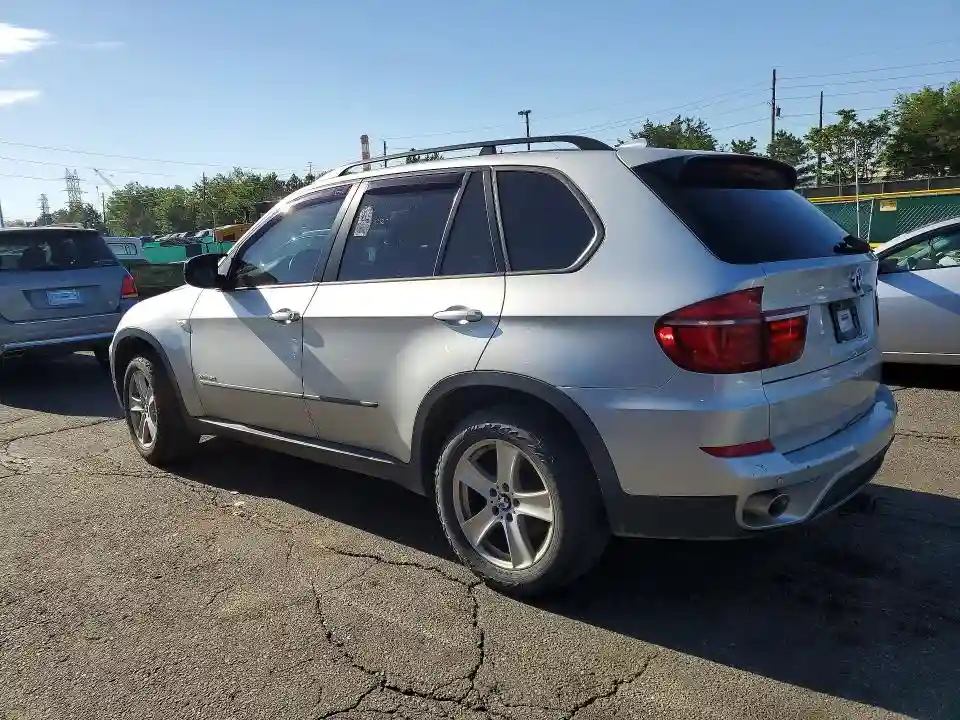 5UXZW0C53CL668924 2012 BMW X5-1