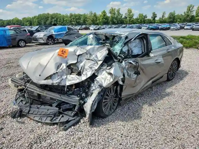 3LN6L2LU4GR608346 2016 LINCOLN MKZ-0