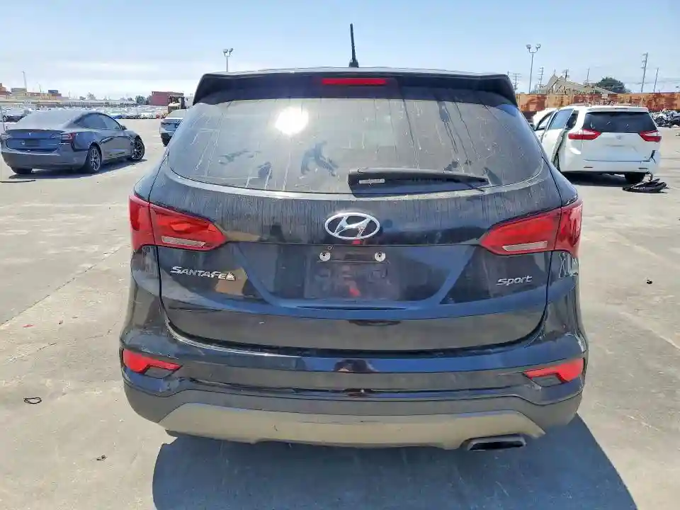 5NMZT3LB8JH061546 2018 HYUNDAI SANTA FE-5