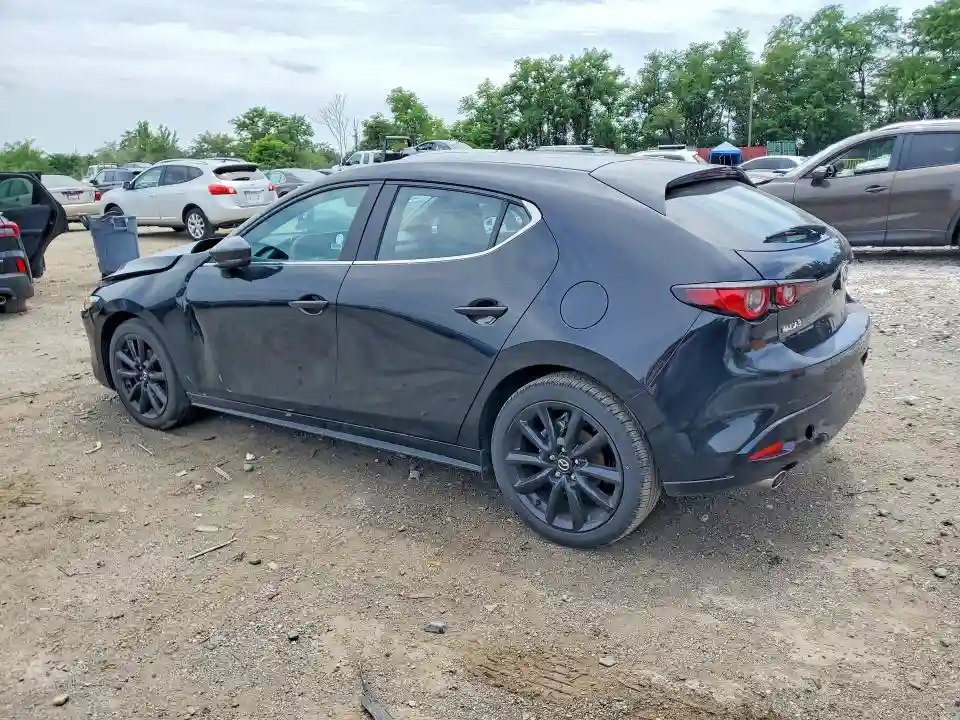 JM1BPAKLXT1868572 2026 MAZDA 3 SELECT S-1