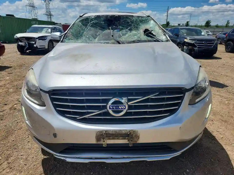 YV4902DZ9E2556327 2014 VOLVO XC60-4
