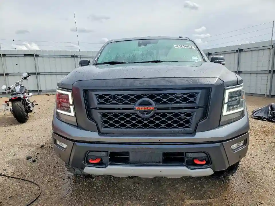 1N6AA1ED3MN530844 2021 NISSAN TITAN PRO--4