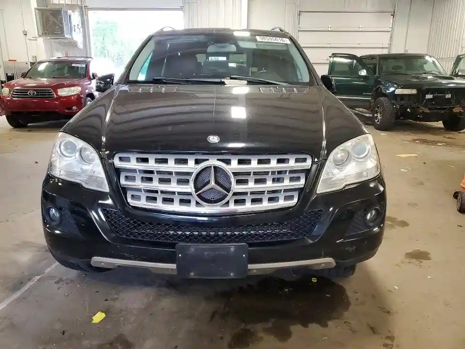 4JGBB8GB4BA687047 2011 MERCEDES-BENZ M-CLASS-4