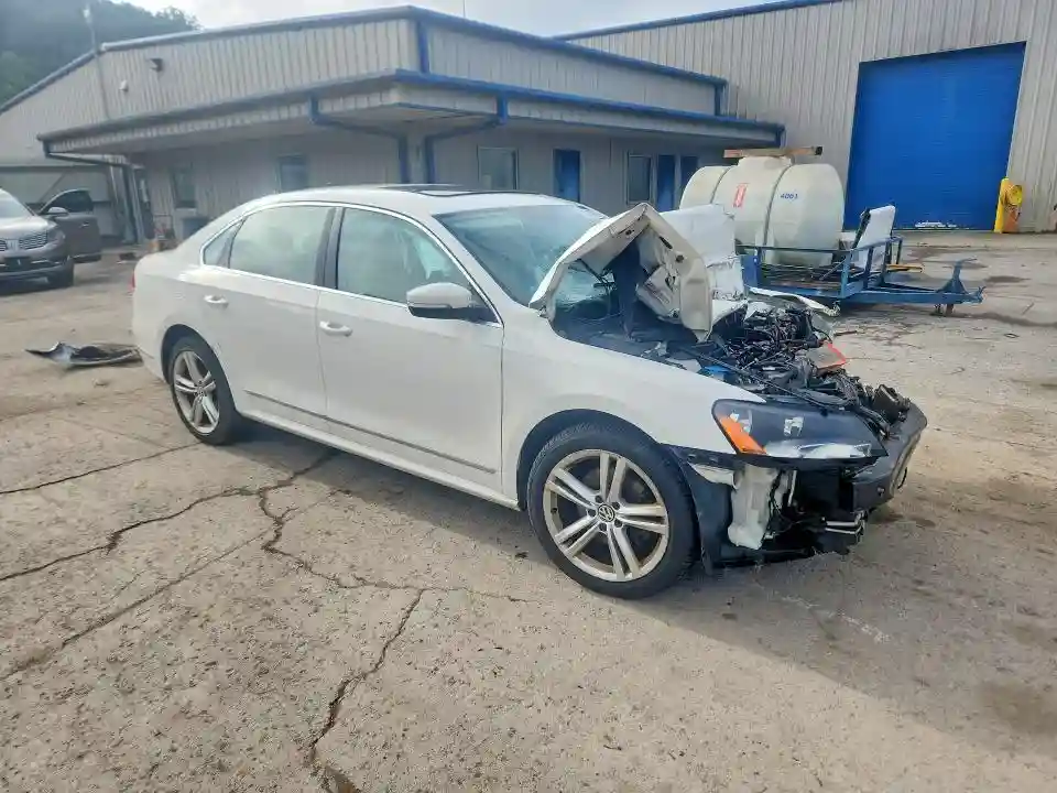 1VWCV7A3XFC030305 2015 VOLKSWAGEN PASSAT-3