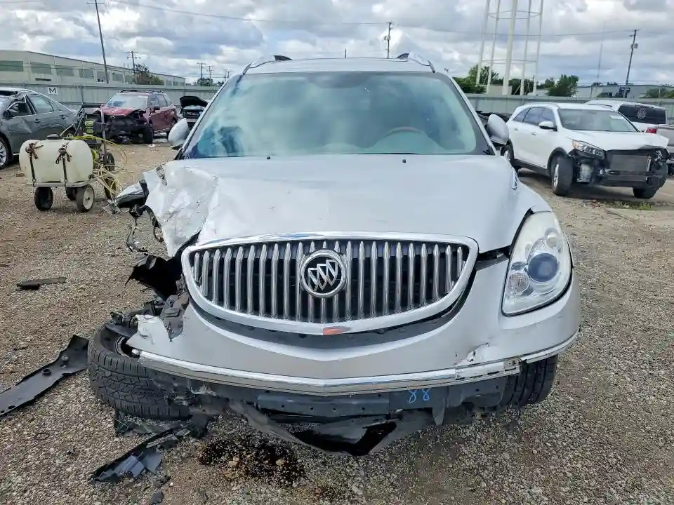 5GALRCED0AJ137145 2010 BUICK ENCLAVE-4