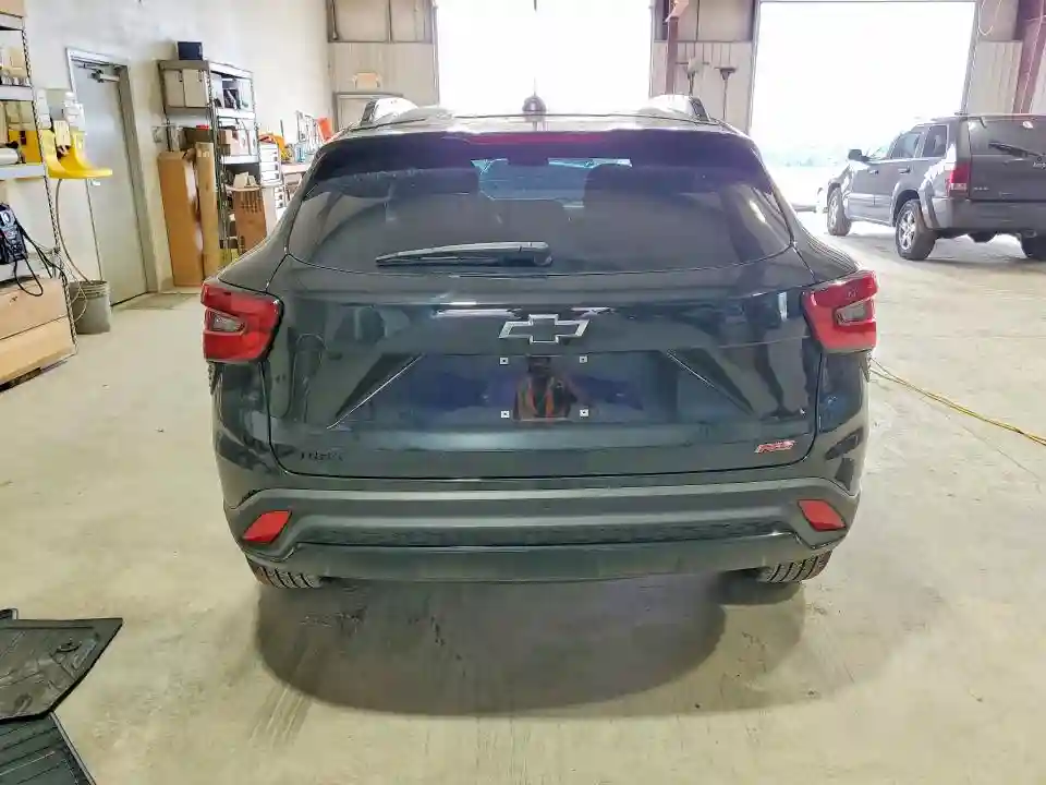 KL77LJEP5TC070790 2026 CHEVROLET TRAX-5