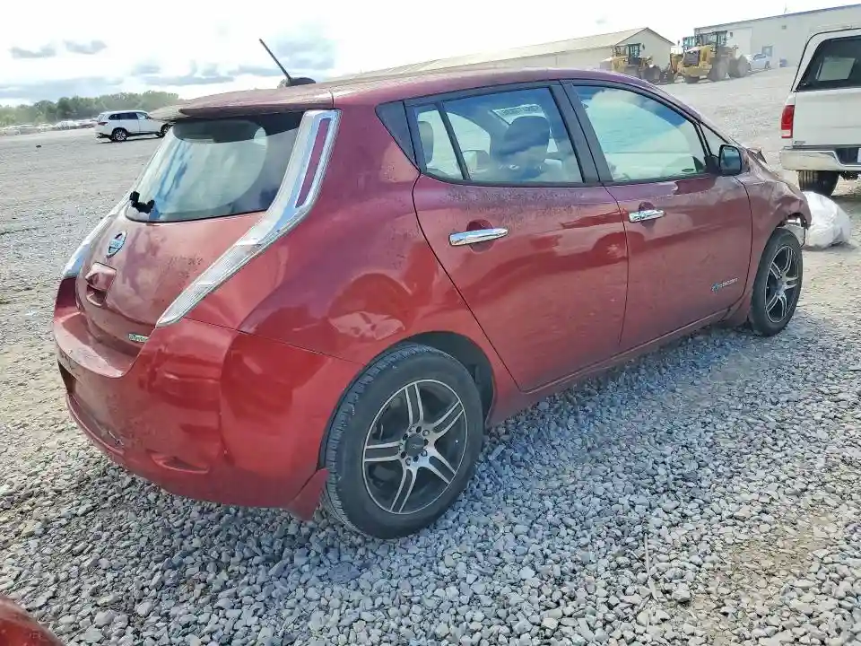 1N4AZ0CP3FC300521 2015 NISSAN LEAF-2