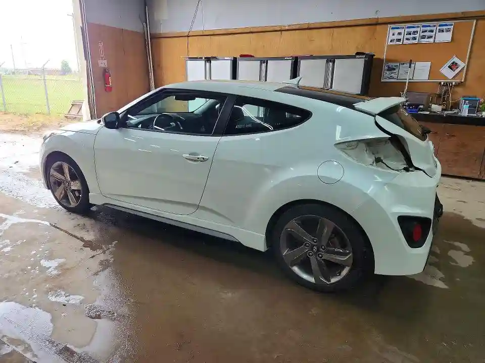 KMHTC6AE6DU084823 2013 HYUNDAI VELOSTER-1