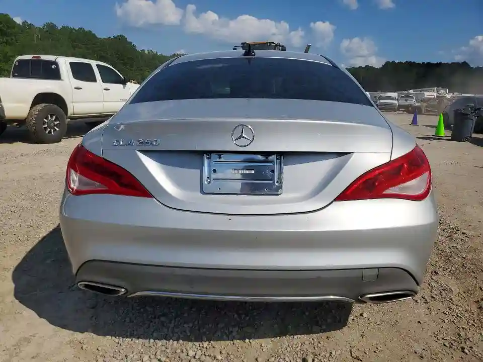 WDDSJ4EB6JN610003 2018 MERCEDES-BENZ CLA-CLASS-5