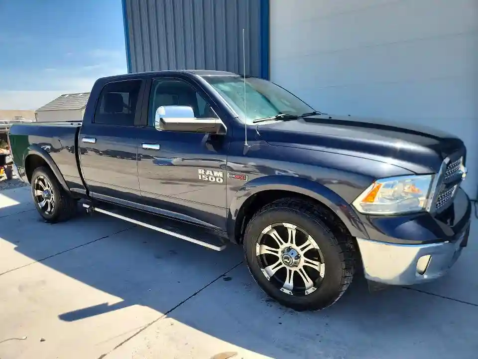 1C6RR7VM1HS748975 2017 RAM 1500-3