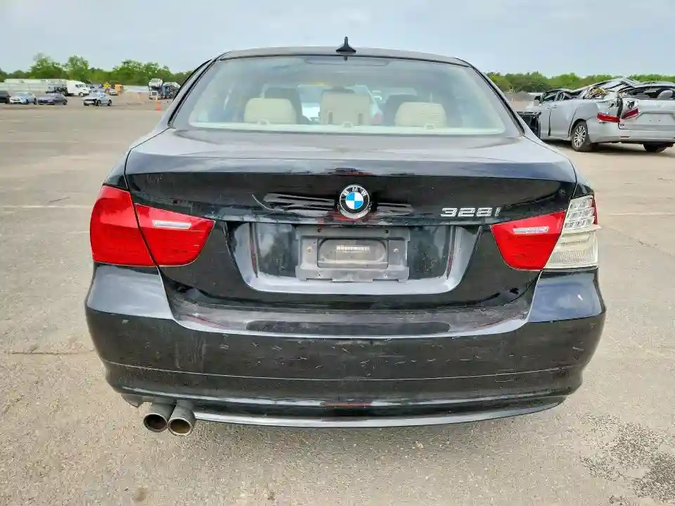 WBAPK5G56BNN24943 2011 BMW 3 SERIES-5