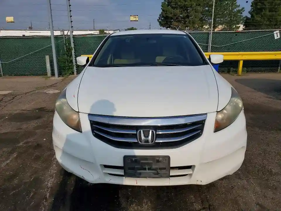 1HGCP2F37CA132291 2012 HONDA ACCORD-4