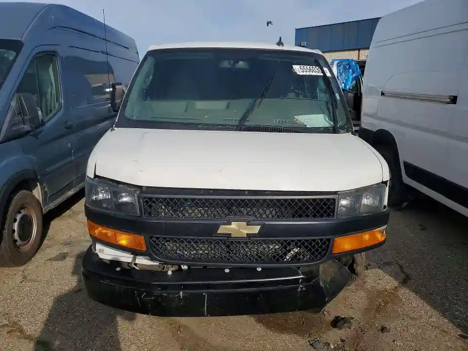 1GCWGBFP5P1175337 2023 CHEVROLET EXPRESS-4