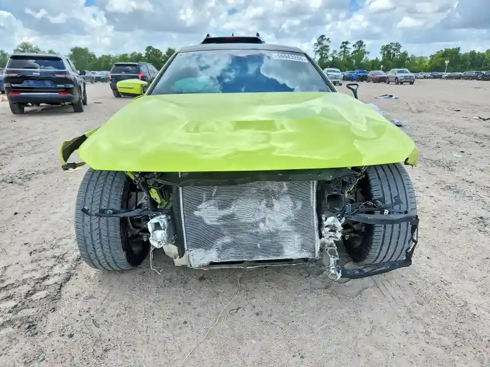 3MF23DM03T8F98643 2026 BMW M2-4