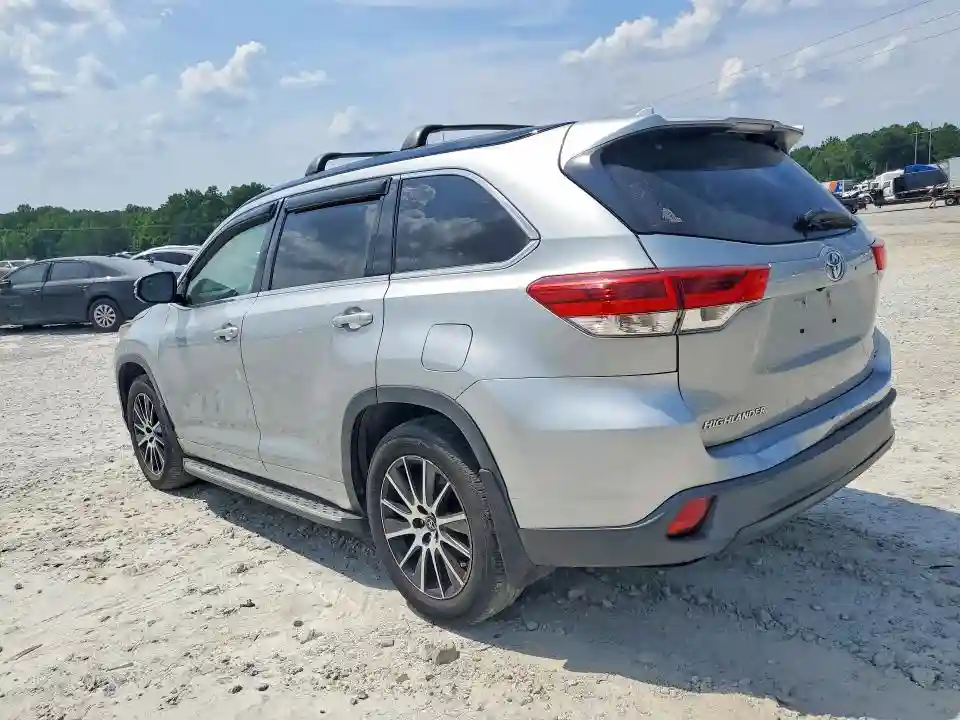 5TDKZRFH4HS517701 2017 TOYOTA HIGHLANDER-1