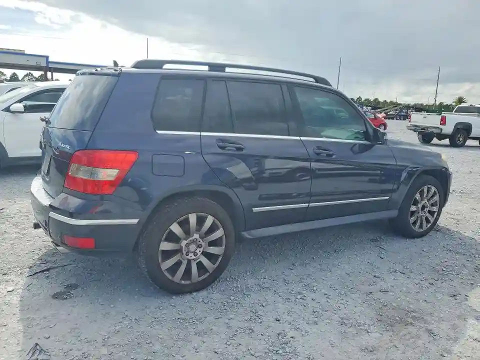 WDCGG8HB5AF411837 2010 MERCEDES-BENZ GLK-CLASS-2