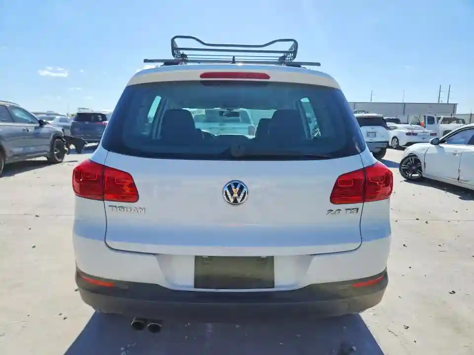 WVGAV7AX0HK038480 2017 VOLKSWAGEN TIGUAN-5