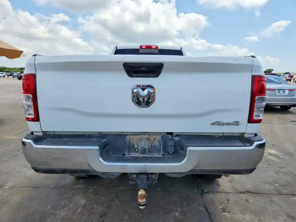 3C6MR5AJ2KG539172 2019 RAM 2500-5