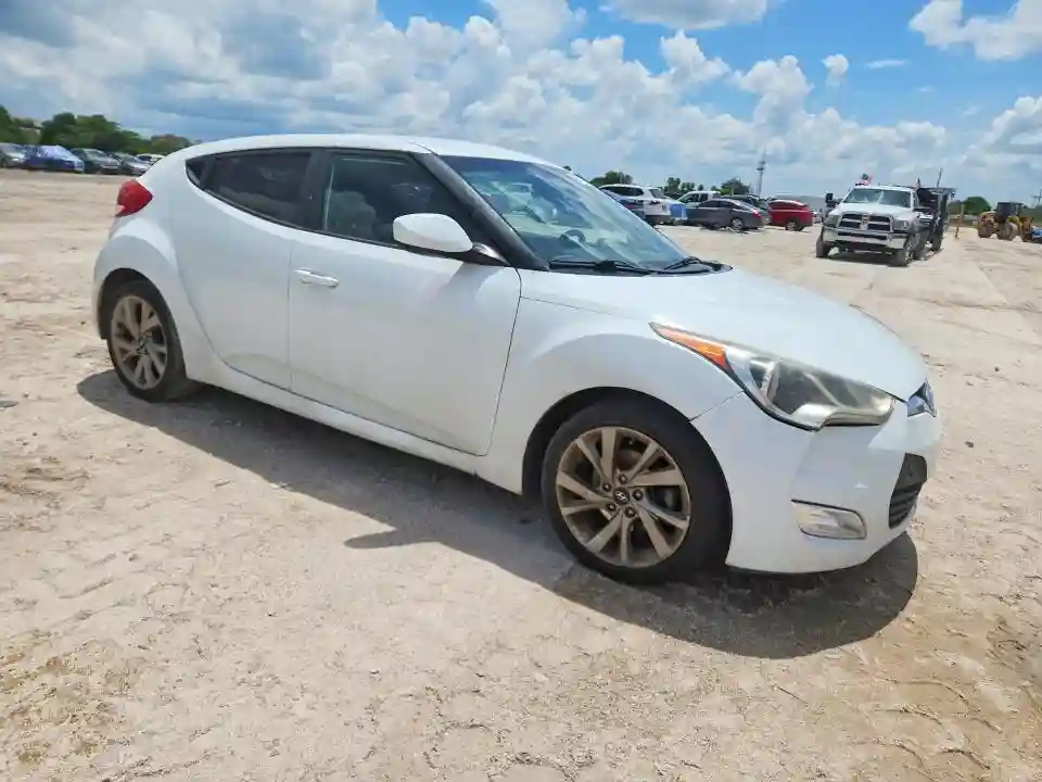 KMHTC6AD8HU310759 2017 HYUNDAI VELOSTER-3