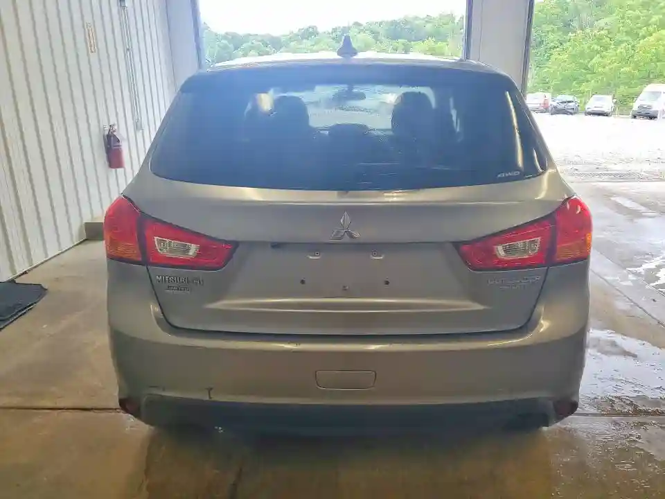JA4AR3AU1HZ038948 2017 MITSUBISHI OUTLANDER-5