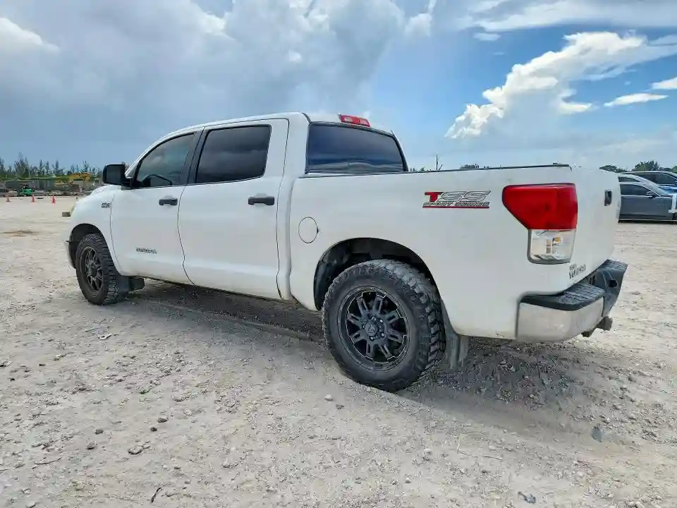 5TFEM5F10BX034764 2011 TOYOTA TUNDRA-1