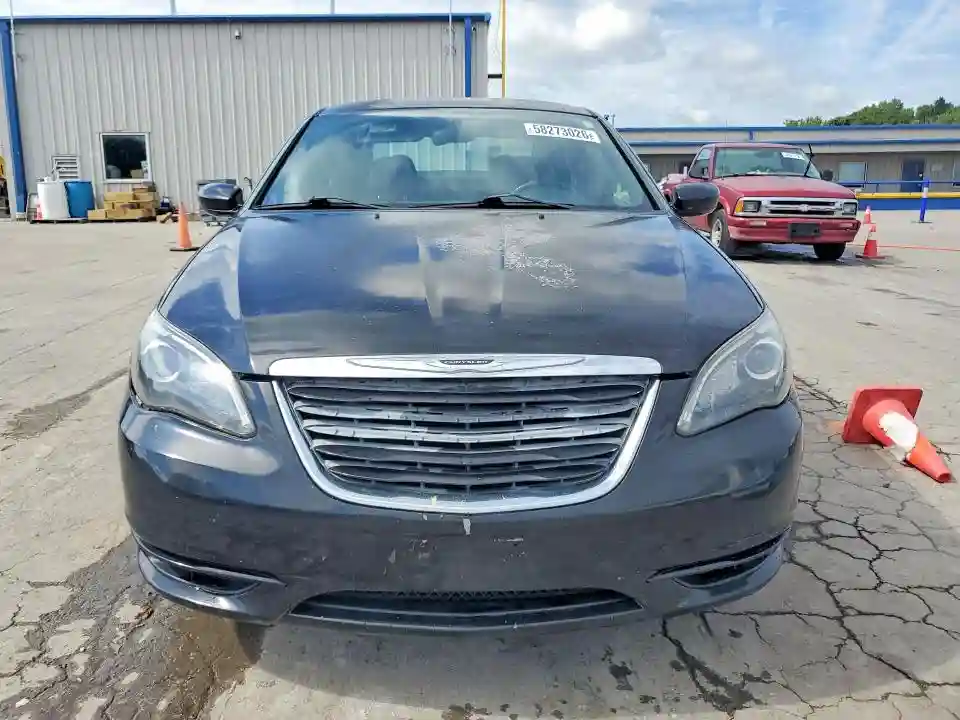 1C3CCBBBXEN127545 2014 CHRYSLER 200-4