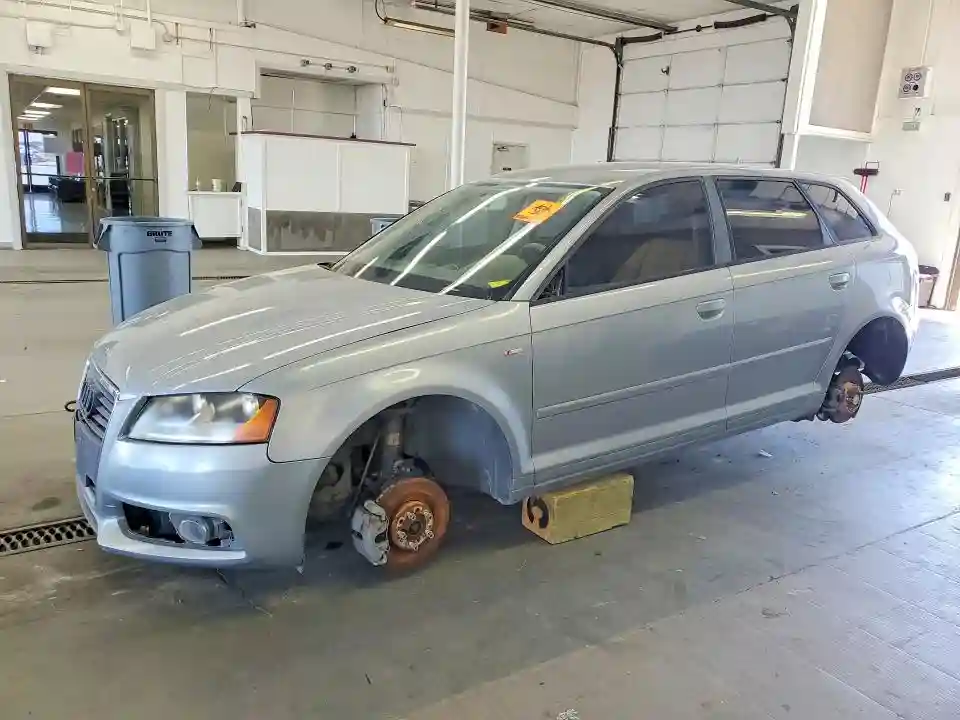 WAUBEBFM8AA106625 2010 AUDI A3-0