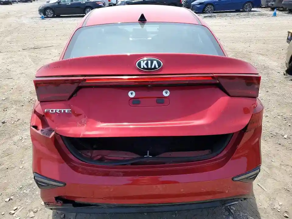 3KPF24AD3KE060510 2019 KIA FORTE LXS-5