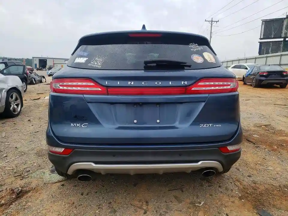 5LMCJ3D95JUL18588 2018 LINCOLN MKC-5