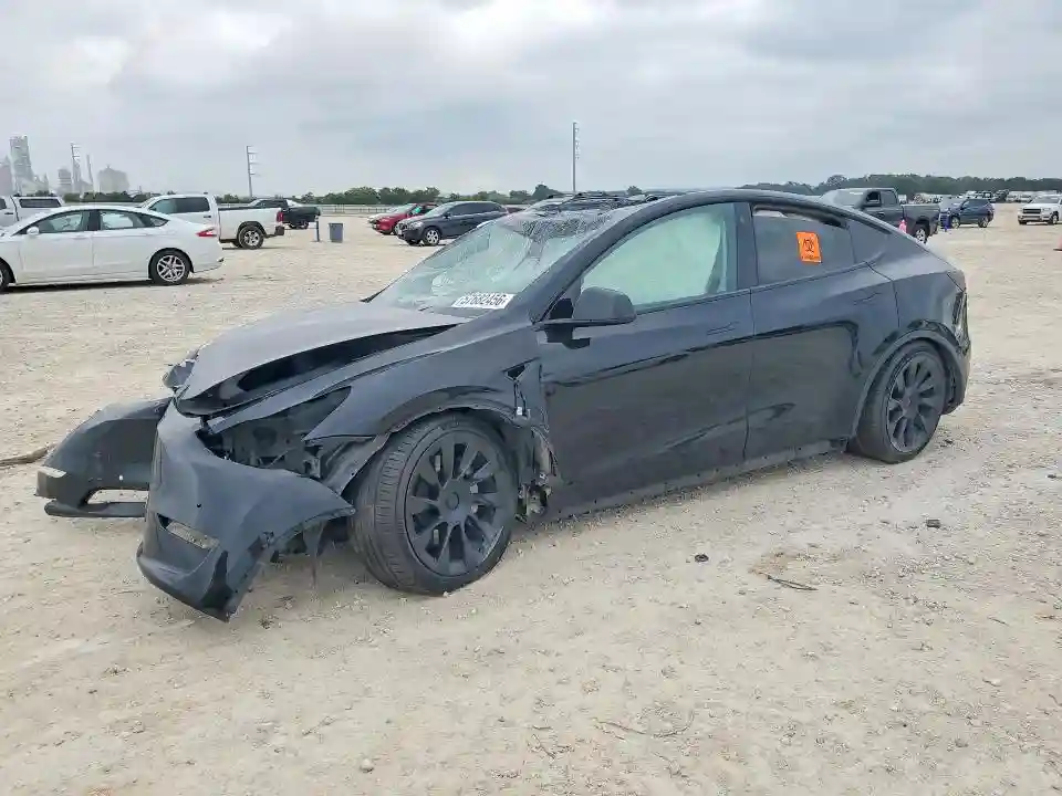 5YJYGDEE4MF067654 2021 TESLA MODEL Y-0