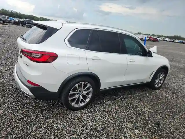 5UXCR6C50KLL10694 2019 BMW X5-2