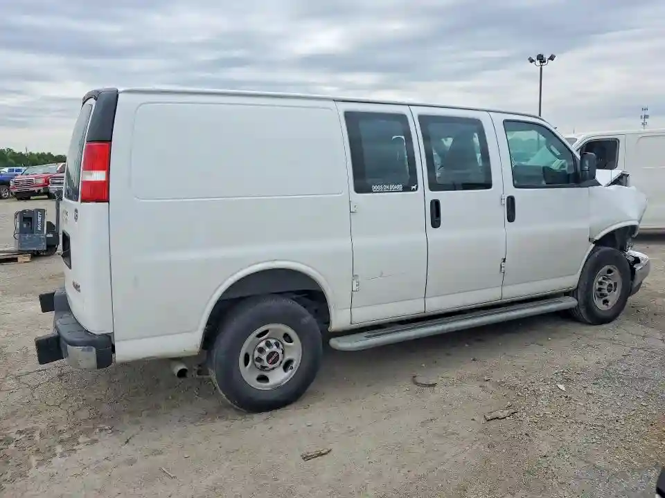 1GTW7AFP5P1130960 2023 GMC SAVANA-2