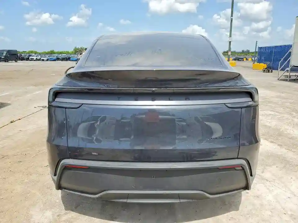 7SAYGDEE7TA635782 2026 TESLA MODEL Y-5