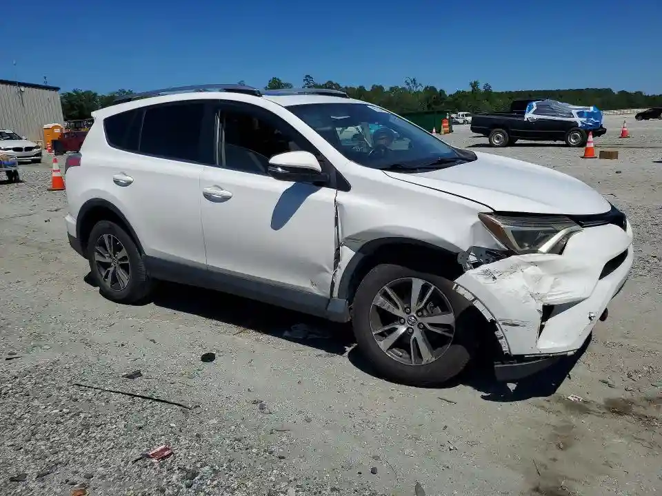 JTMWFREV9HD096782 2017 TOYOTA RAV4-3