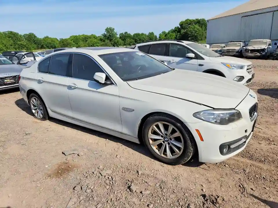 WBA5A7C52GG149947 2016 BMW 5 SERIES-3