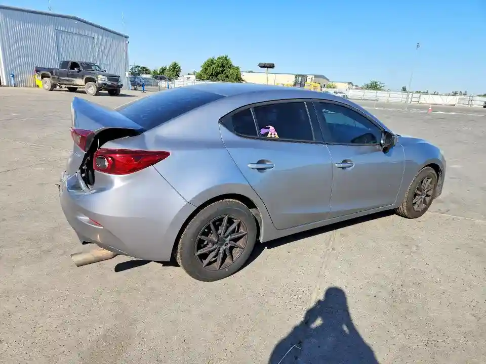 3MZBM1T72GM313907 2016 MAZDA 3-2