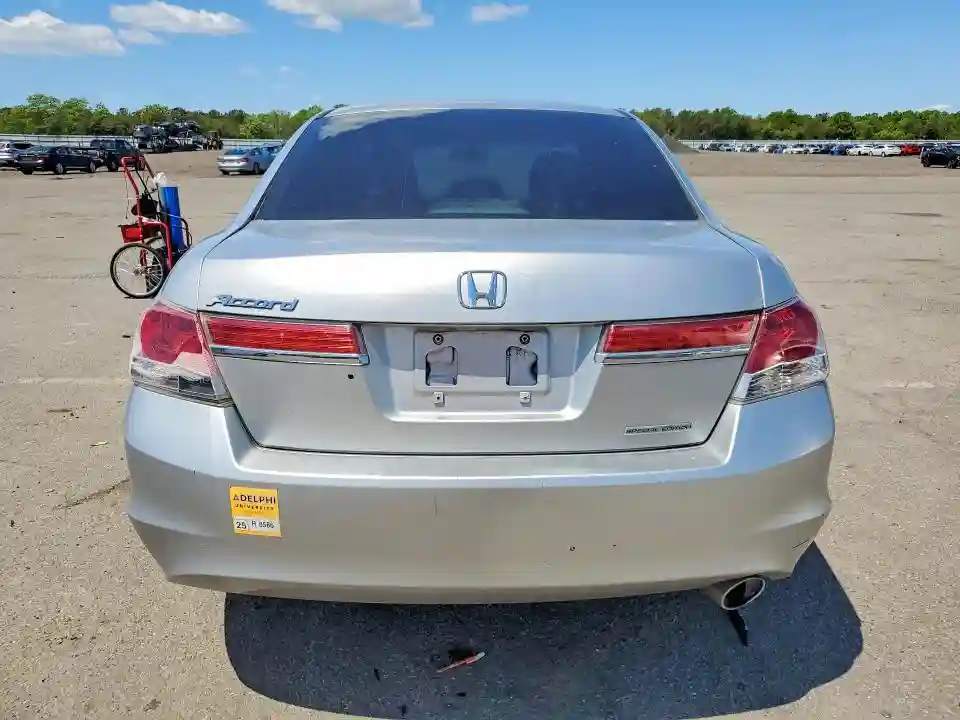 1HGCP2F6XCA083243 2012 HONDA ACCORD-5