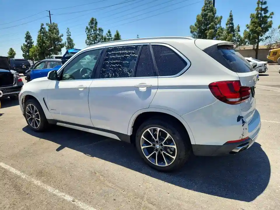 5UXKR2C5XJ0X10069 2018 BMW X5-1