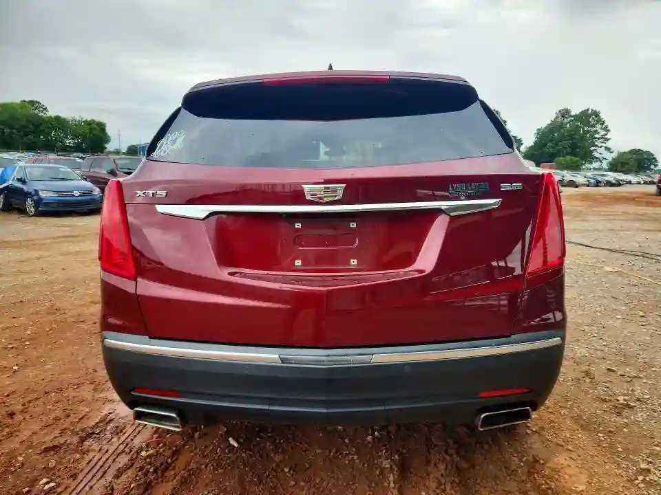 1GYKNCRS6JZ202218 2018 CADILLAC XT5-5