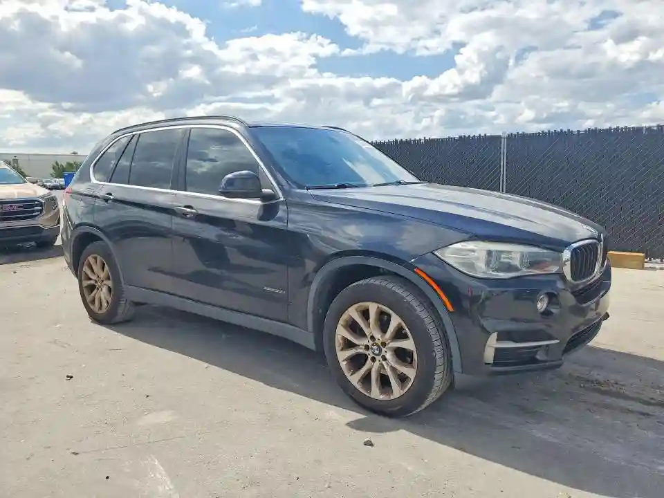 5UXKR0C54G0U10959 2016 BMW X5-3